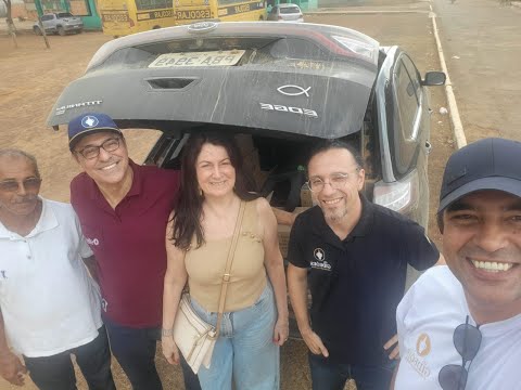 Distribuição Novos Testamentos em Divinópolis de Goiás.