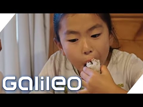 Why are all Japanese people slim? | Galileo | ProSieben