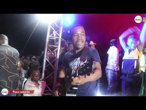 Skweletu "LIVE" @Jumbo Song of the Year Event