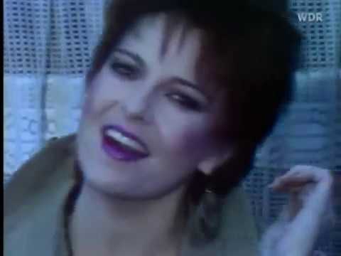 Bananas - 80er Jahre Musik und Sketche - Folge 27