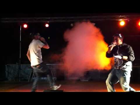 Two Fingerz - Quanti Danti live @ Genova