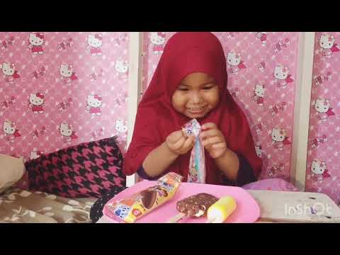 Makan es paddle pop bersama annisa sholeha