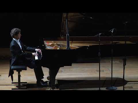 Mozart - Rondo in a minor, K. 511 (Rafał Blechacz)