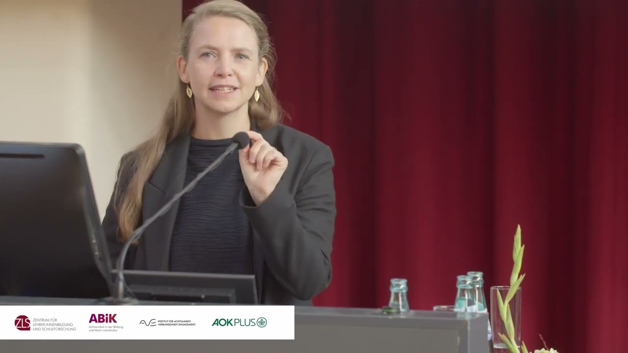 Vortrag von Prof. Corina Aguilar-Raab