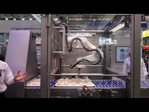 Roboter von ABI Ltd. schneidet Baguettes ein