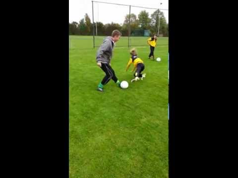 Suárez training op de voetbalschool van NOAD'67