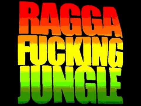 Mooncat & Dijeyow ft Yami Bolo - Glockwar Gunwar