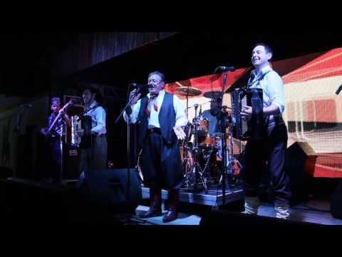 UMA VANERA PROS BIGODE (GILDINHO)