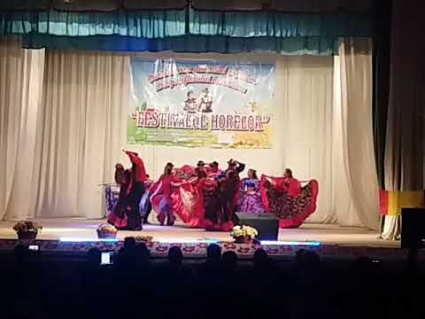 Ansamblul de dansuri populare IZVORAS, or. Drochia