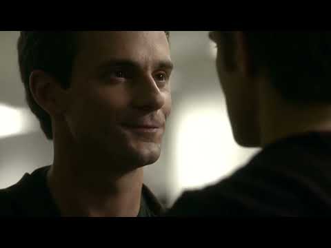 The Vampire Diaries: Logan Chases Jenna