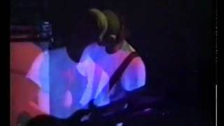 Kyuss - 15 - Thee Ol Boozeroony (Bielefeld 1995).flv