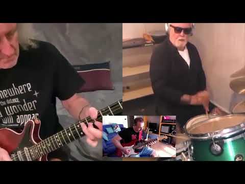 Brian May:Roger Taylor guitar and drum jam WATC