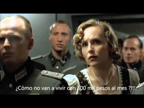 Hitler se entera de la huelga Sky Airline