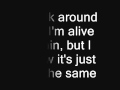 Marianas trench-Alive again with lyrics 