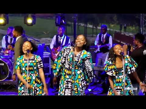Fr Agapao MUMPFANO dans MA COUPE DEBORDE - SUNSET MUSIC (SUKRANI LIVE)