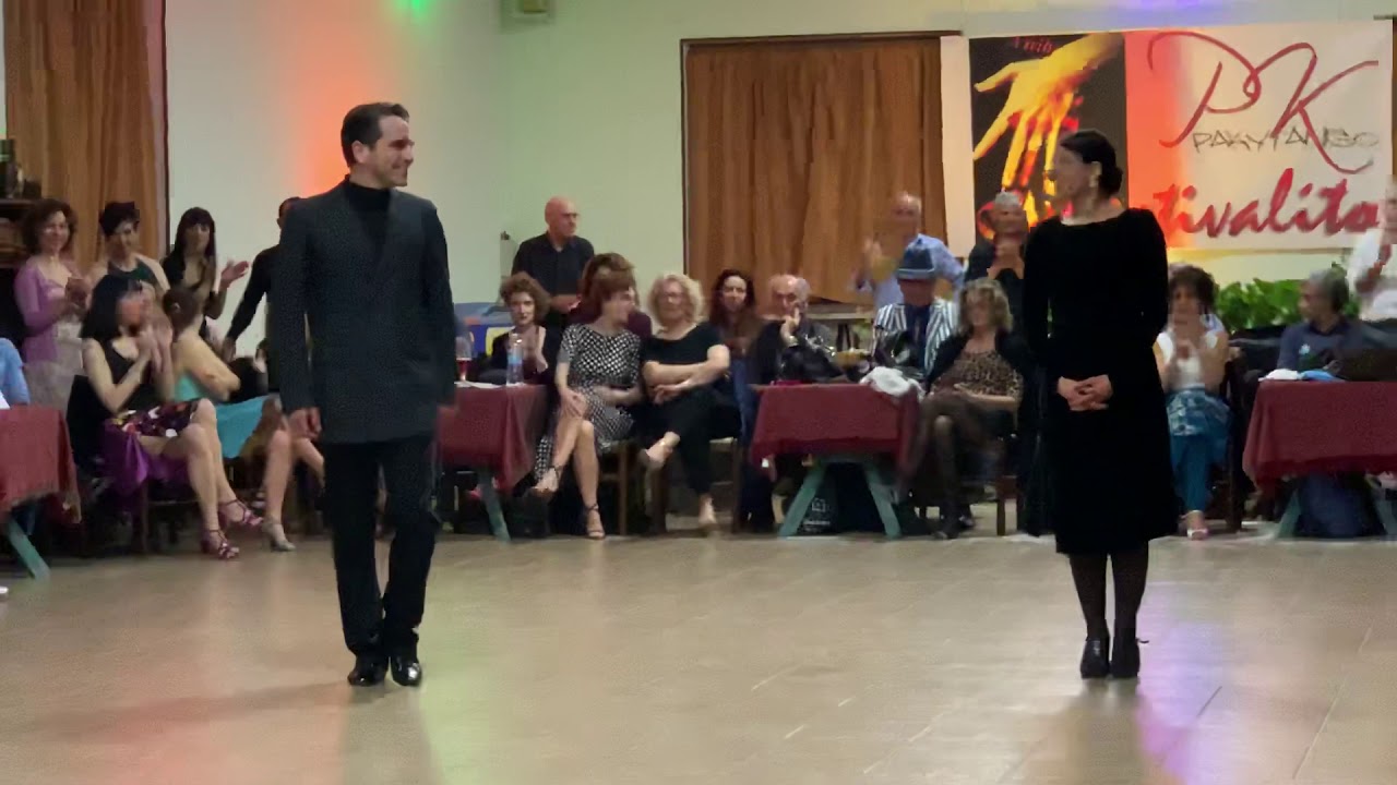 Ezequiel Paludi y Geraldin Rojas 2/5