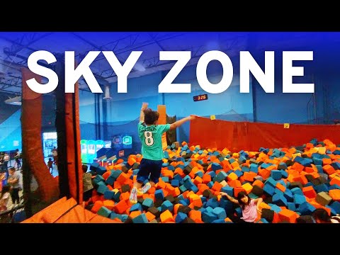 What's Inside Sky Zone Trampoline Park? Bounce House, Jumper, Zip Line, Obstacle Course