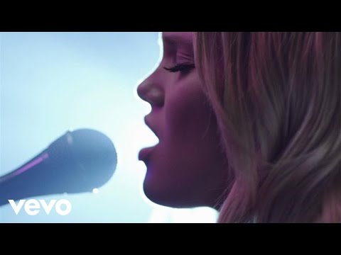 Olivia Holt - In the Dark (Swing House Sessions)