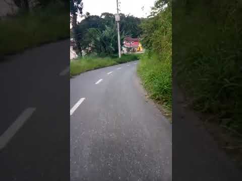 JUQUITIBA A CIDADE QUE DEU CERTO.MORADOR RECLAMA DA SITUAÇÃO DA RUA
