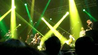 Bellowhead - Hudson's Hornpipe (Sam Sweeney) / Parson's Farewell (trad)