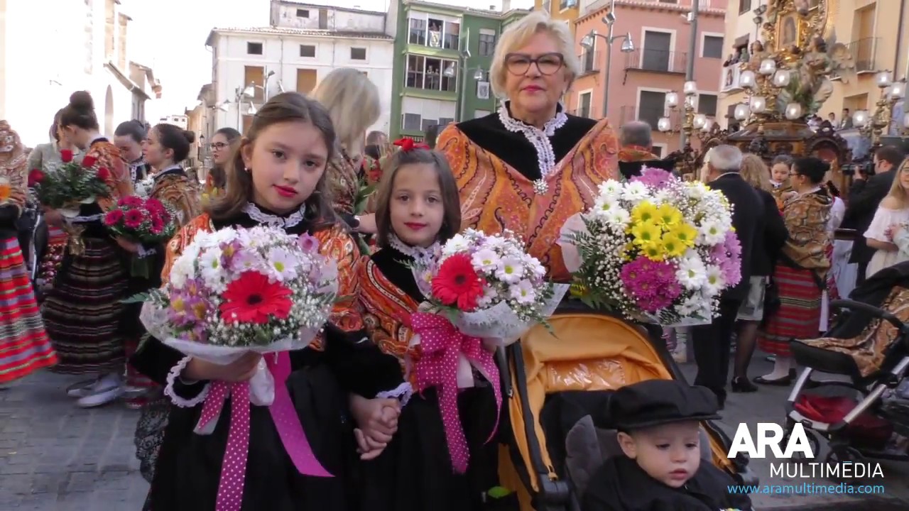 Berta Castelló Rodas emociona amb la Súplica a la Mareta de Cocentaina