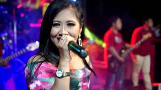 Download lagu Cinta Pertama ( Elvy Sukaesi ) // Heny Yasinta || New The Kamul mp3