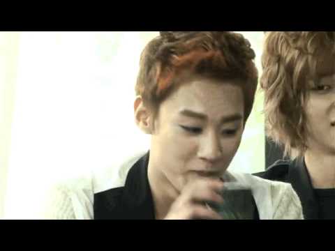 [BTS] Teen Top Rising 100% Ep 3 - Ricky picks Chunji as the member with the most female contact nos