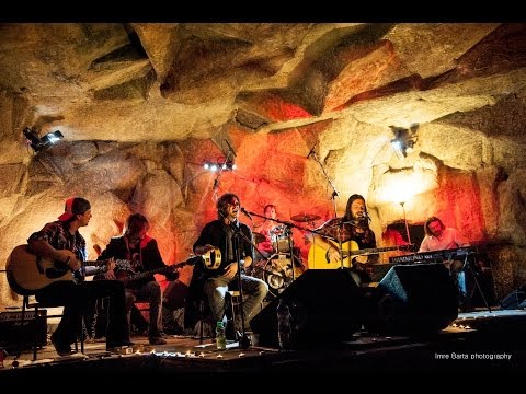 Ozone Mama - Cold Heart of Stone (Live acoustic performance @ ShowBarlang)