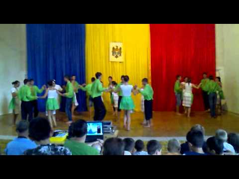 hora-n poienitsa..det 4 turul 4