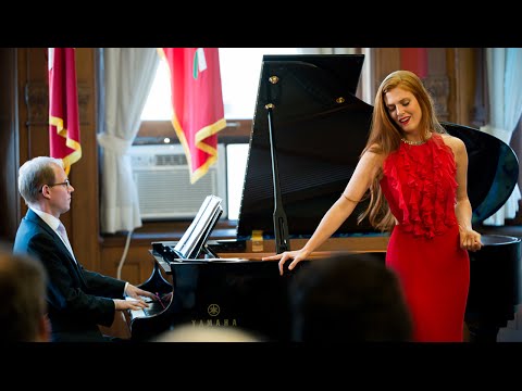 Wallis Giunta - Love for Sale (Cole Porter)