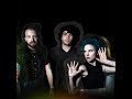 Paramore - Daydreaming (HQ Audio)