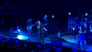 Pearl Jam - Amongst The Waves - Detroit (October 16, 2014) (4K)