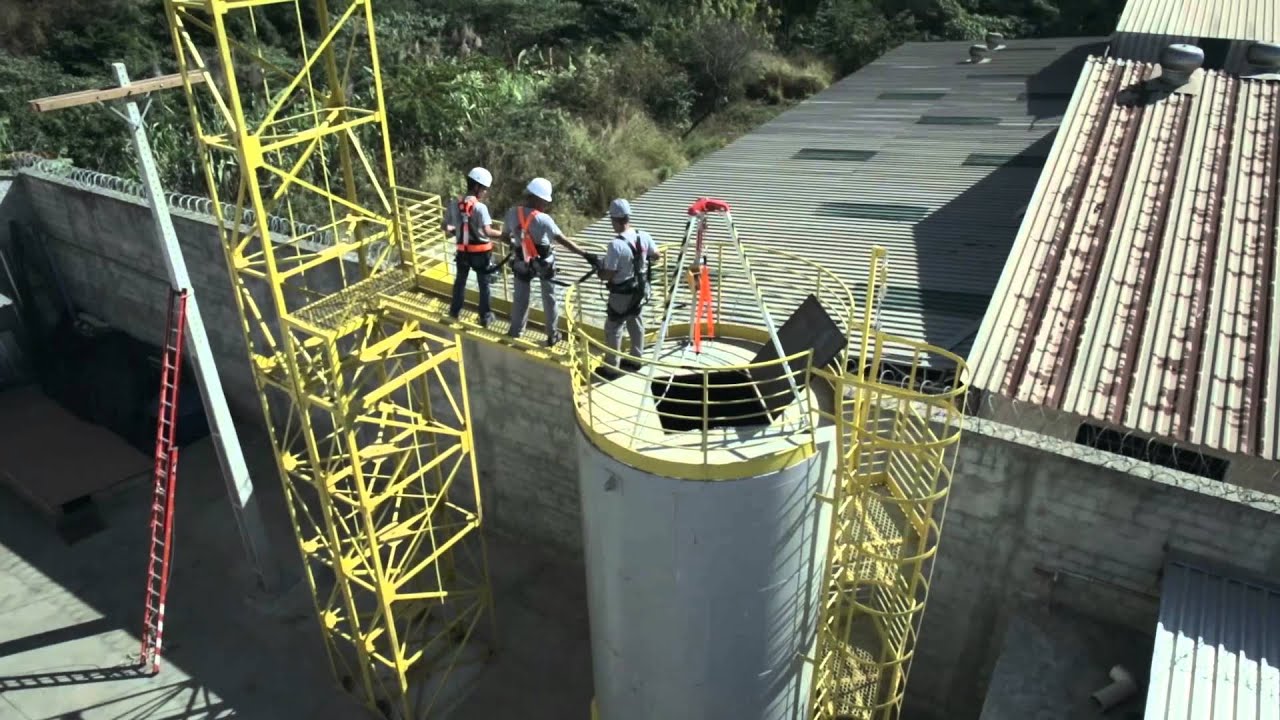 TREINAMENTO PARA TRABALHO EM ALTURA - MG CINTO