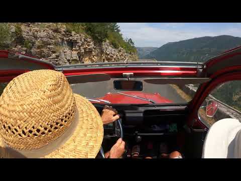 FIfi's French Adventure - Day 5 - driving a vintage 2CV to provence