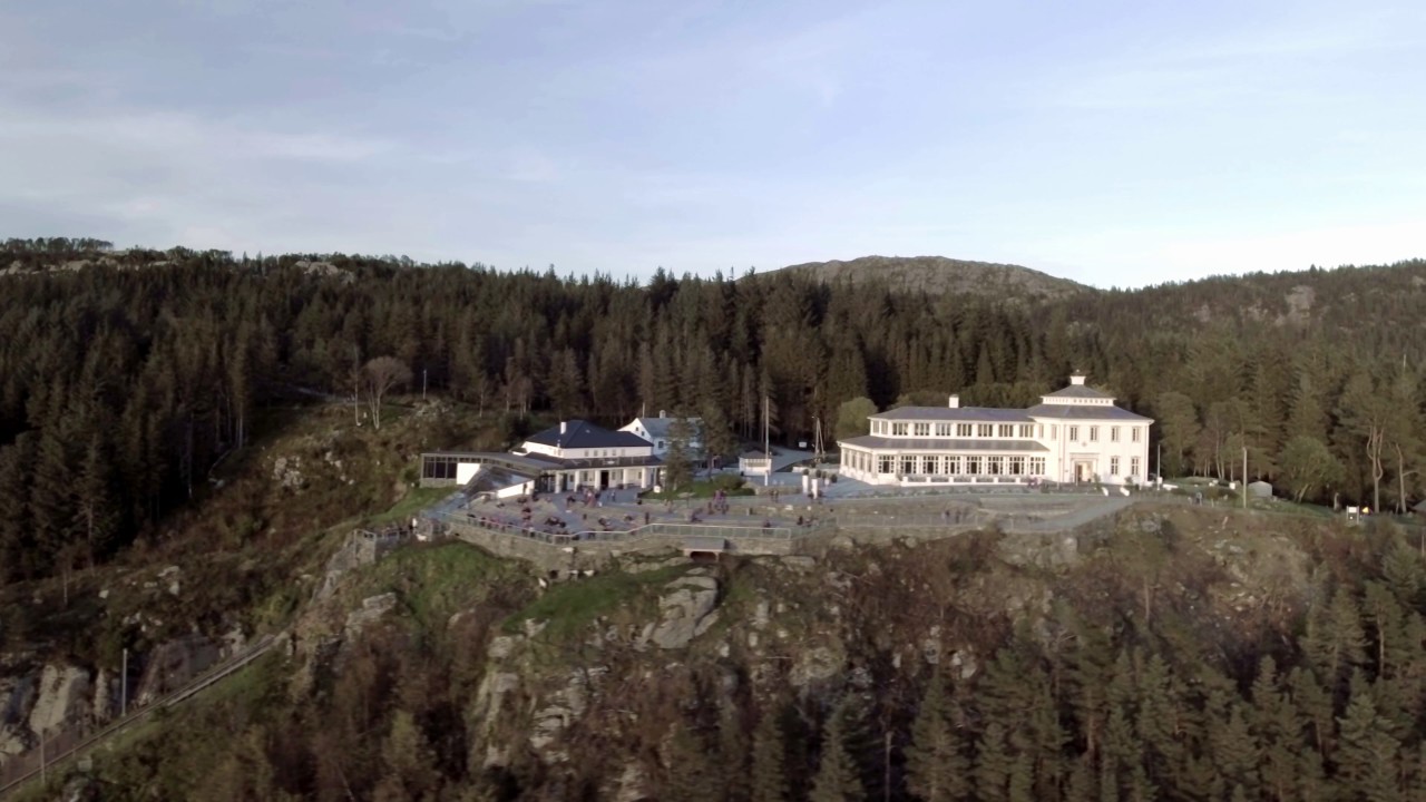 Discover the aerial panoramas of Seven Mountains Hike.