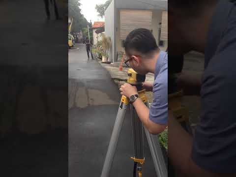 Topcon Auto Level