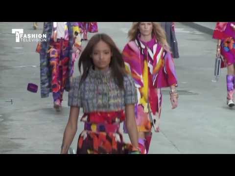 CHANEL Ready to Wear Paris Fashion Week SpringSummer 2015
