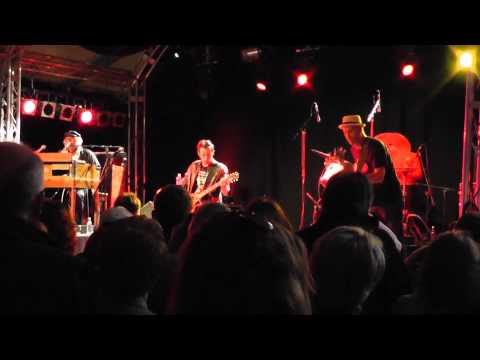 download lagu mp3 mp4 Yippie Hippie Uk, download lagu Yippie Hippie Uk gratis, unduh video klip Yippie Hippie Uk