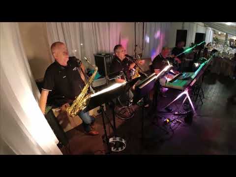 Fekete a kökény - Kristály zenekar