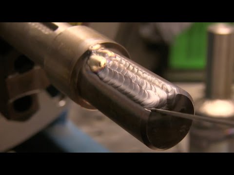 Welding a shaft keyway and carbide precipitation