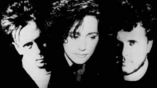 Cocteau Twins - Five Ten Fiftyfold With Lyrics