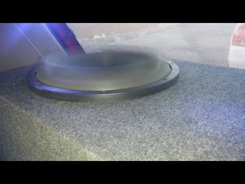 SoundStream XXX15 SPL&SQ 35hz 2Amplifier KICKER ZX.2500.1 5000RMS