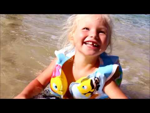 Sandy beaches & Dirty dishes - Day in the Life