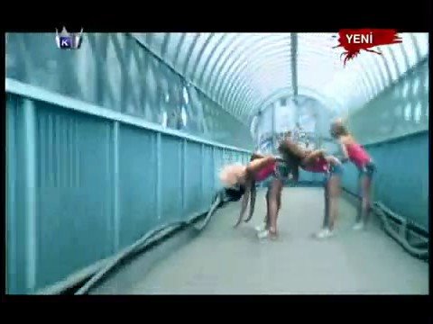 Betül Demir - Süper [ Turkiyemmusix.com ]