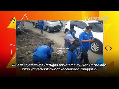 Truk Tabrak Tiang Penunjuk Arah di Jakarta Pusat