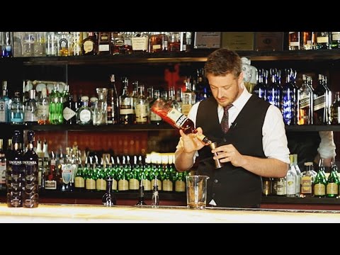 Aprenda a fazer o drink Boulevardier | Gastronomia
