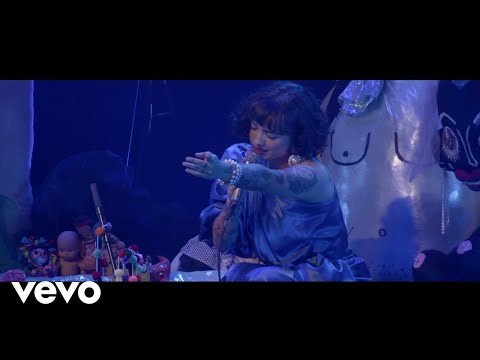 Video thumbnail for Quédate Esta Noche (En Vivo, Desde El Lunario del Auditorio Nacional)