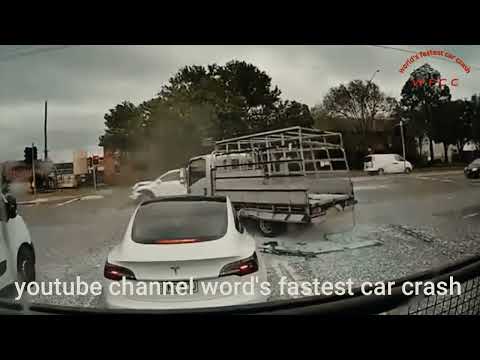 Traffic camera footage shows driver || Most Dangerous Position in Car Accident || Dramatic car crash