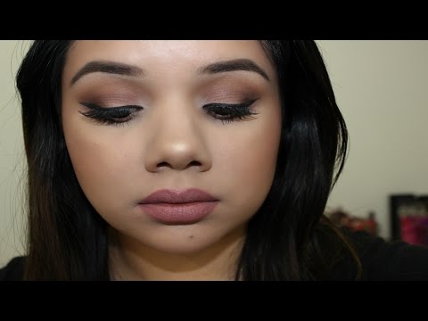 Sultry Makeup Tutorial | It Cosmetics Naturally Pretty Palette Video