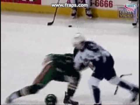 Clayton Stoner vs Nolan Yonkman